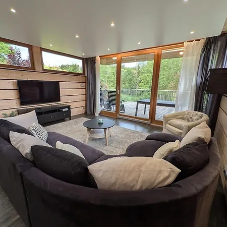 Chaleureux Avec Terrasse, Proche Sentiers De Randonnee, Equipements Inclus, A 30min De Saint-die - Fr-1-589-381